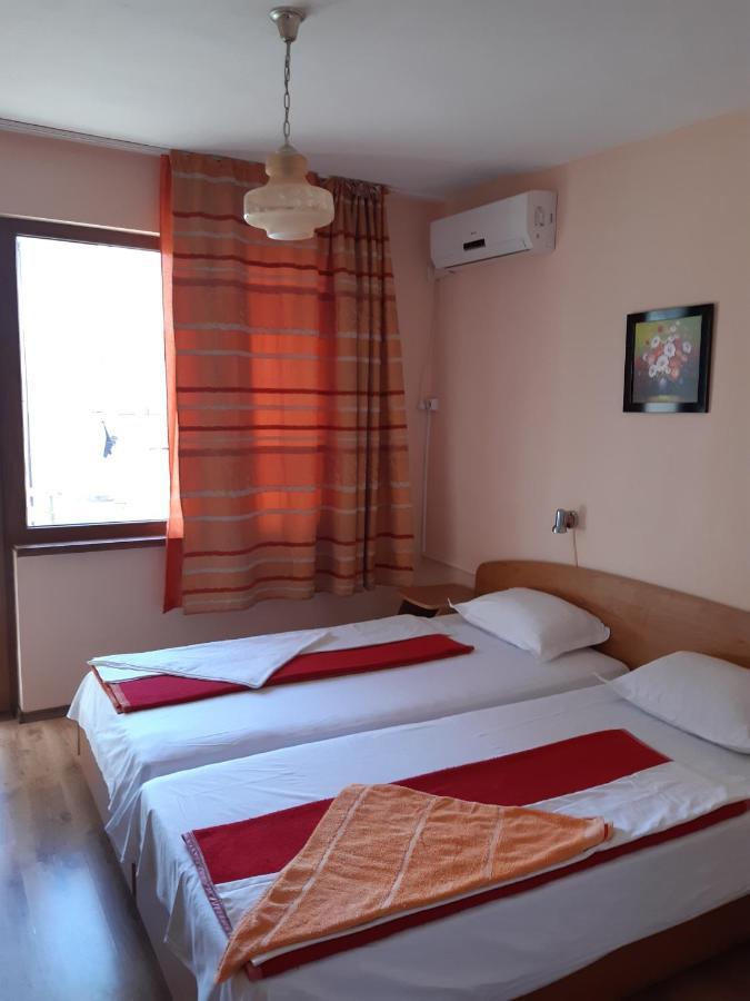 Nelly Guest House Sozopol Exterior foto