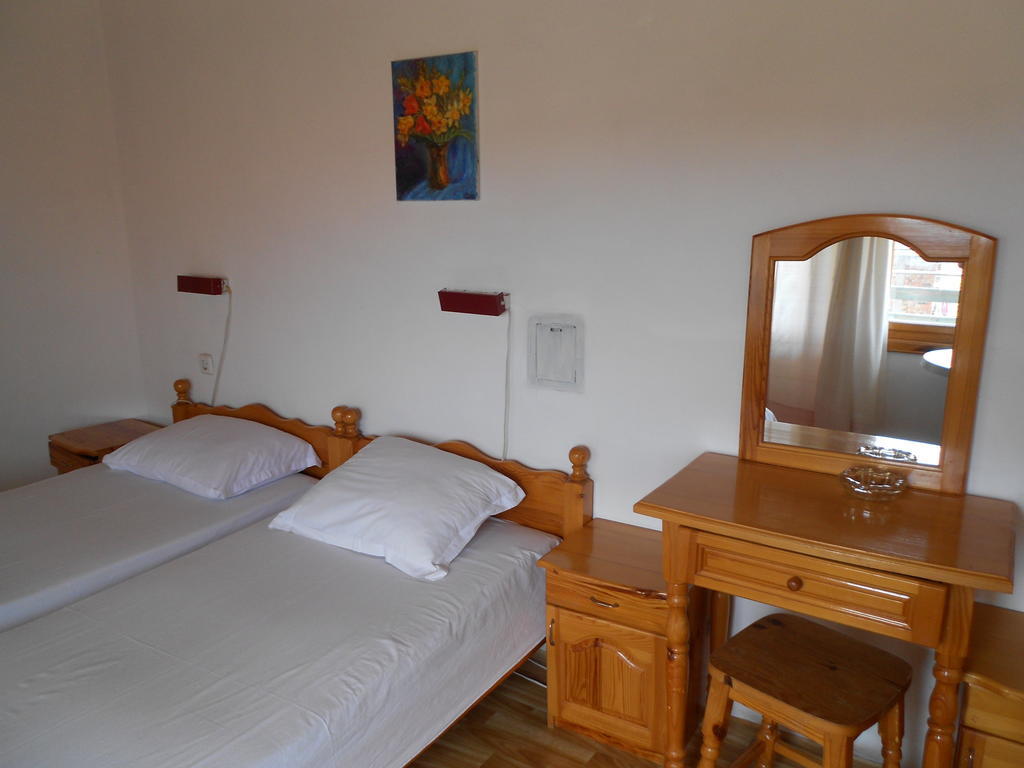 Nelly Guest House Sozopol Cameră foto