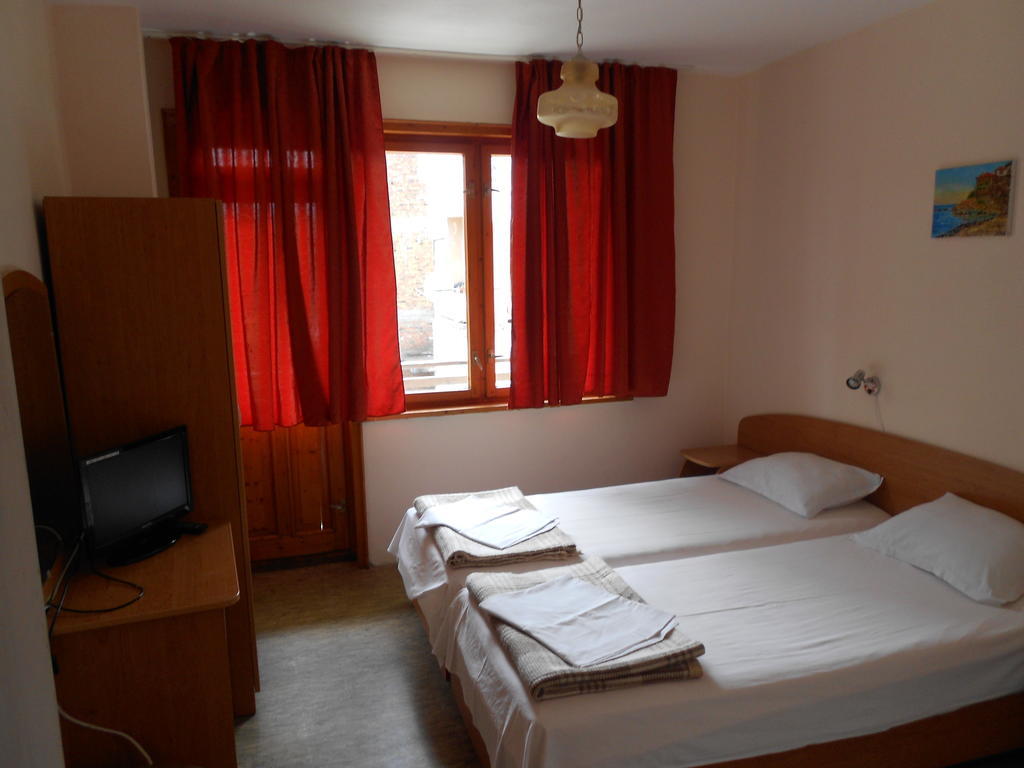 Nelly Guest House Sozopol Cameră foto